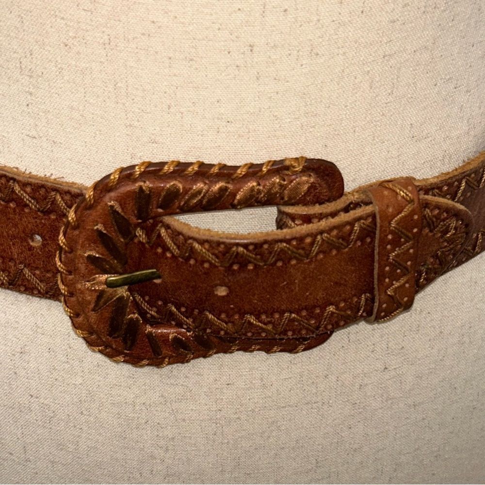 Another Line Tooled Leather Buckle Statement Belt - Picture 2 of 7
